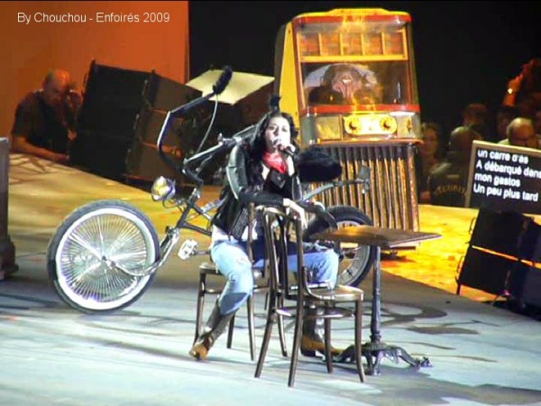 060-enfoires_2009.jpg