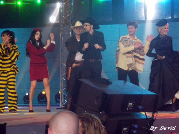 088-enfoires_2009.jpg