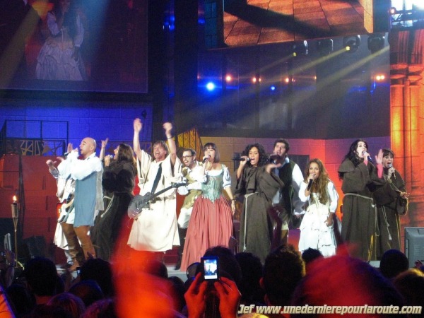 109-enfoires_2009.jpg